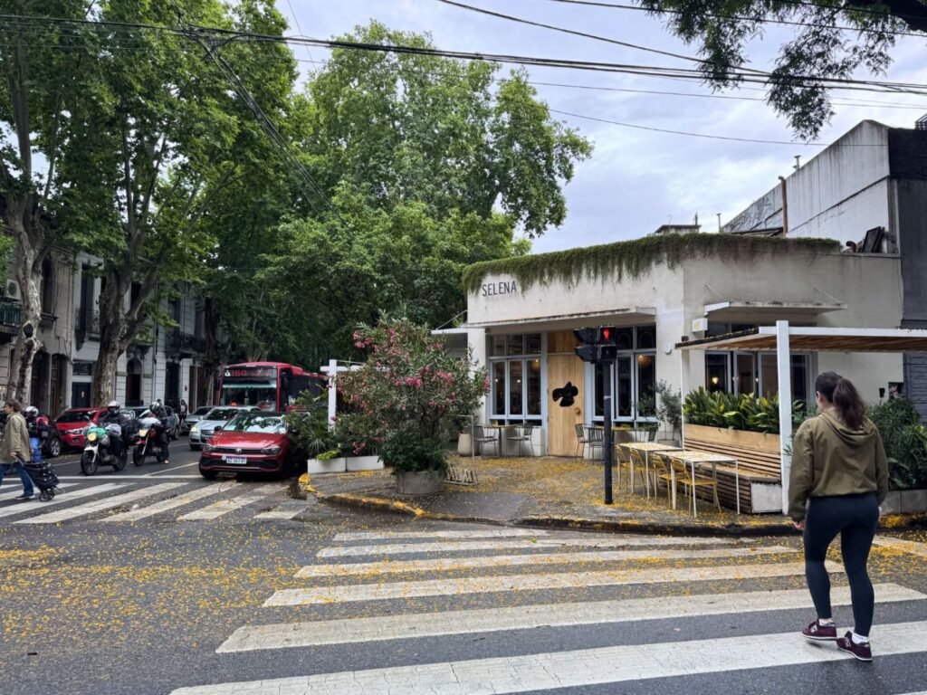 How to choose a neighborhood abroad - expat