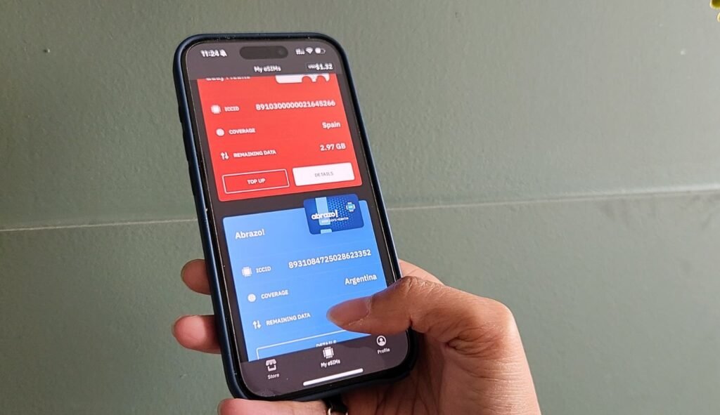 Airalo for digital nomads on phone screen