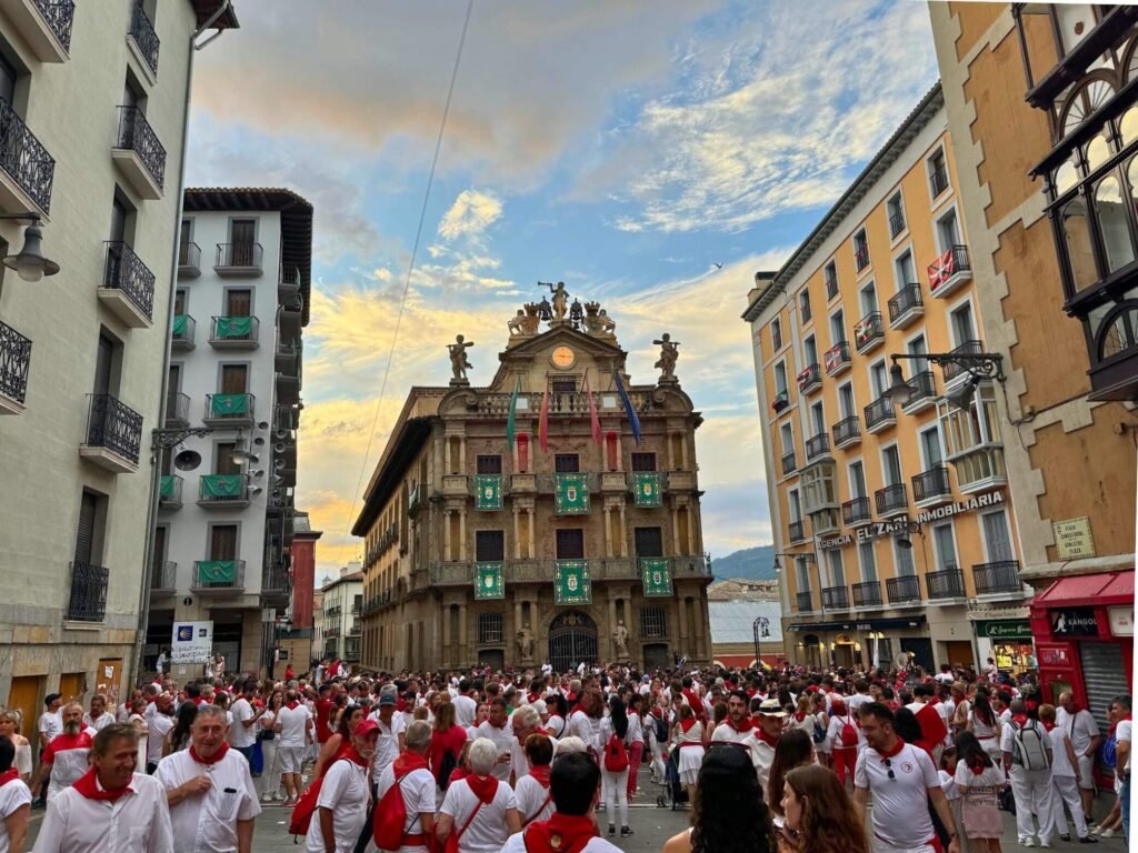 San Fermín afternoon at Plaza Consistorial