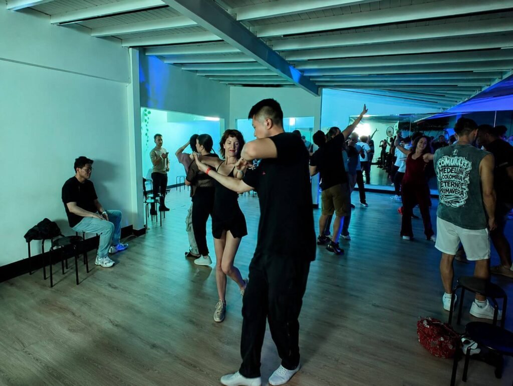 People dancing bachata at Bachata House in Laureles, Medellín