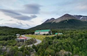 Hotel del Glaciar hillside hotel in Ushuaia