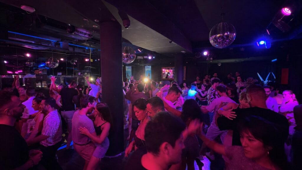 Bachata in Barcelona - Hyde Club