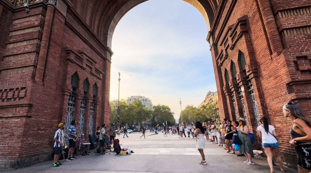 Top things to do in Barcelona: Paseo from Arc de Triomf to Ciutadella Park